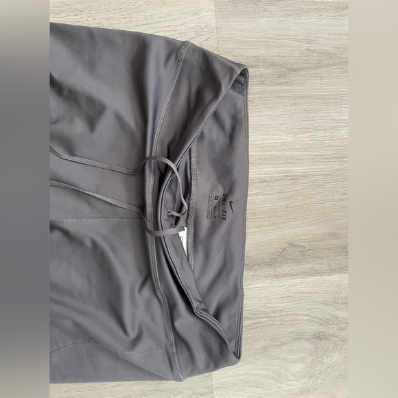 Nike Gray Athletic Pant - Picture 4 of 8